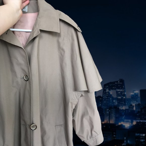 vintage tan fawn classic trench coat - Picture 3 of 4